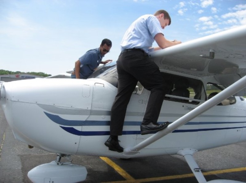 Your First Flying Lesson: What to Expect